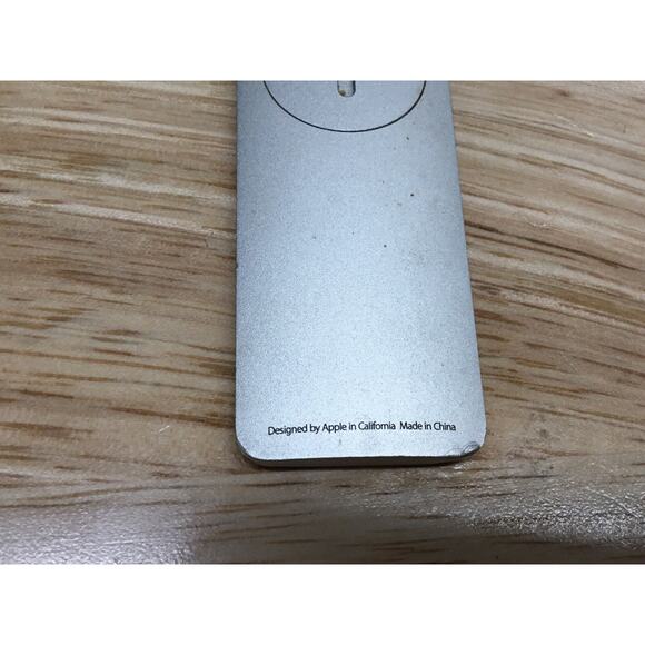 Apple TV (3rd Generation) 8GB Digital HD Media Streamer - Black TESTED - Picture 6 of 9